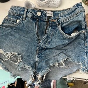 Zara size 4 shorts lightly worn
